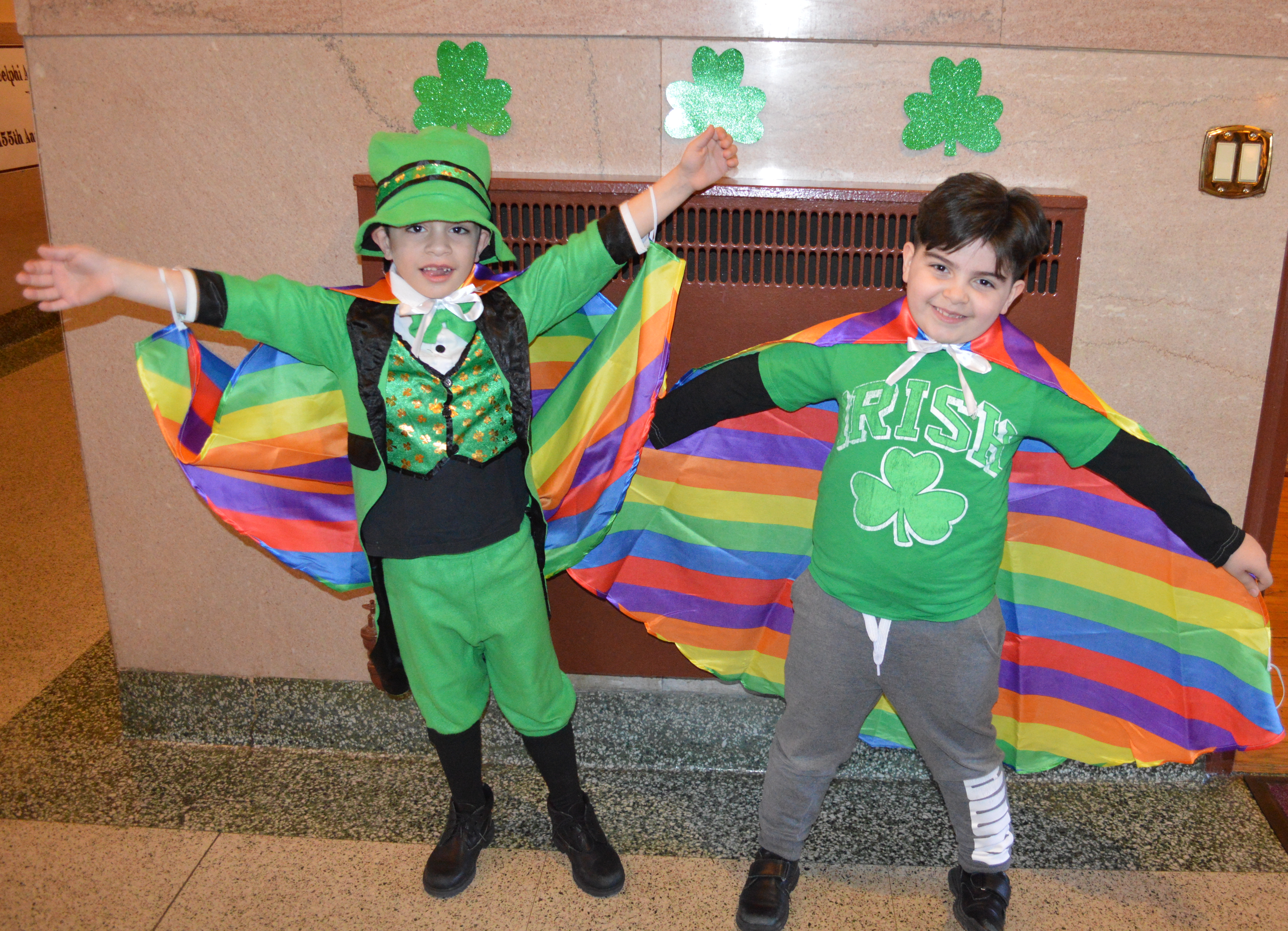 Lower Schoolers came in with colorful costumes and accessories!